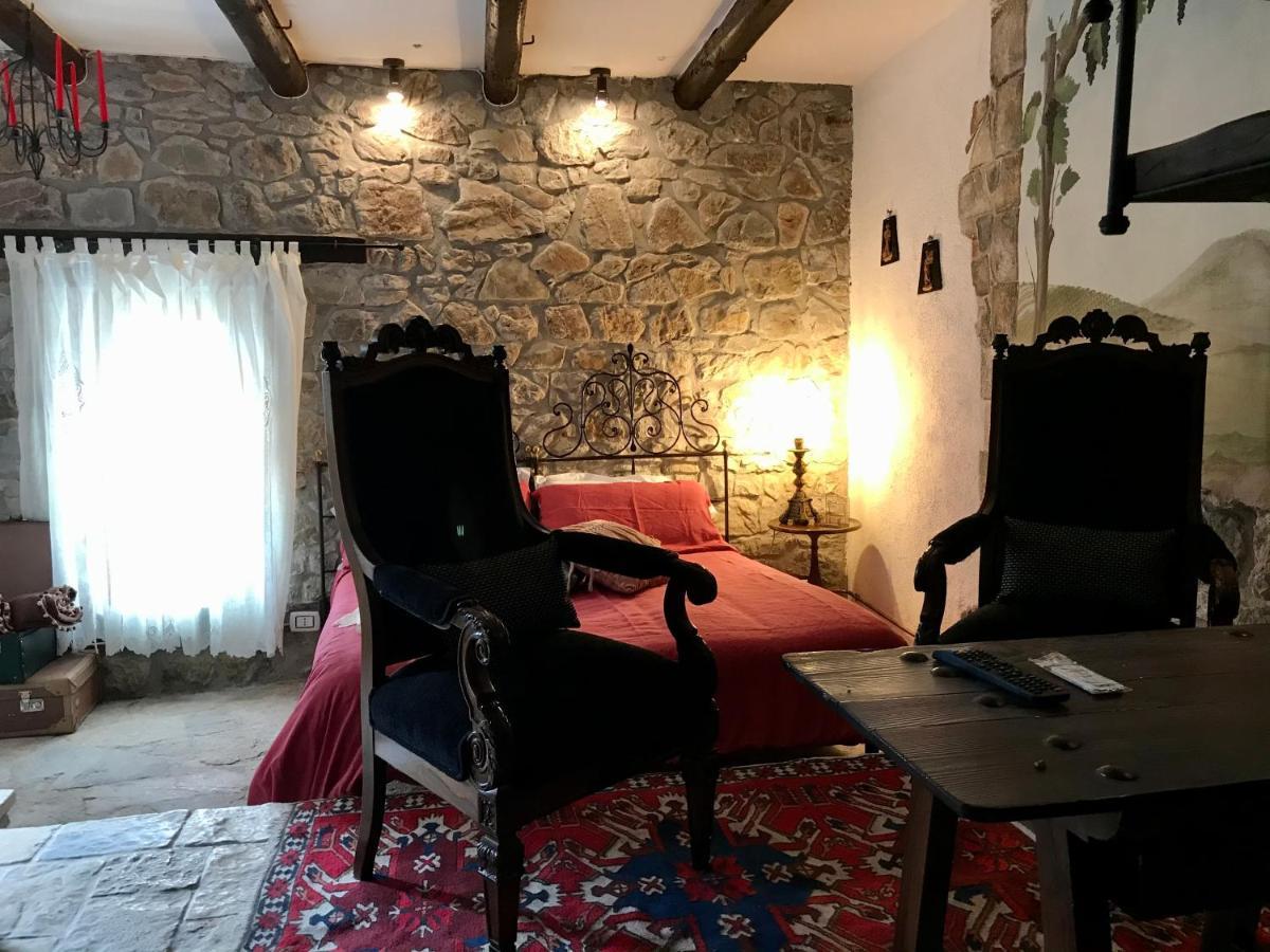 Borgo Manca Suite 萨索迪卡斯塔尔达 外观 照片