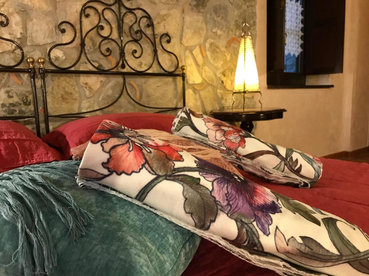 Borgo Manca Suite 萨索迪卡斯塔尔达 外观 照片